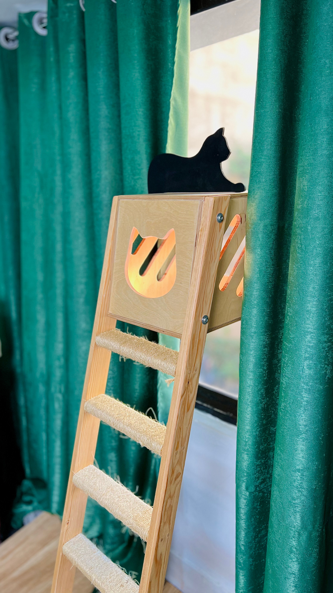 Wooden Window Box with Sizzle-Rope Stairs, Purrfect View Window Box, Sizzle Stairs Window Retreat